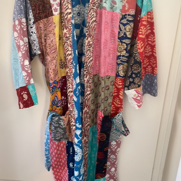 Colorful Artists Robe - Picture 4 of 4